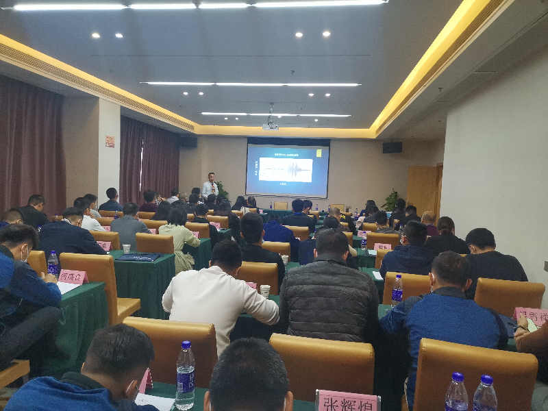 培训班照片三.jpg